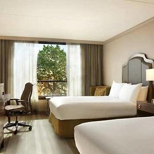 Double Room Roll Shower
